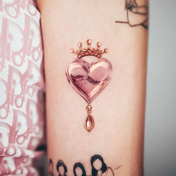 Stunning Girls Pearl Tattoos