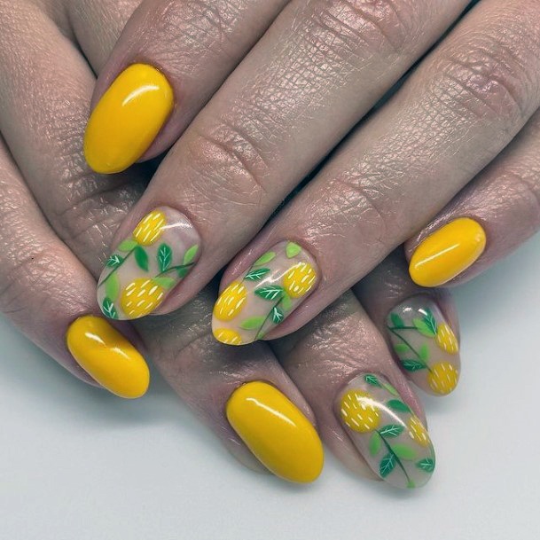 Stunning Girls Short Summer Nails