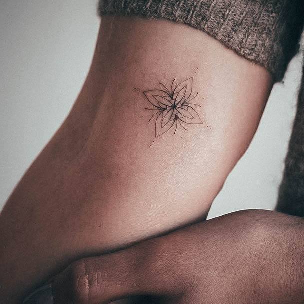 Stunning Girls Small Flower Tattoos