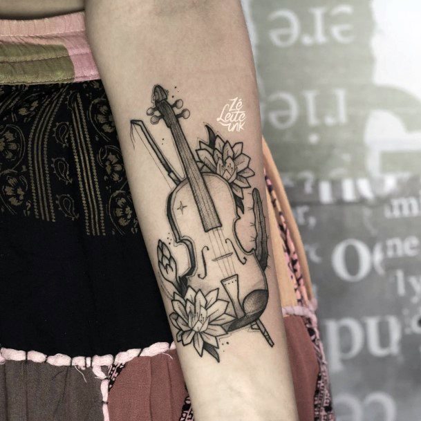 Stunning Girls Violin Tattoos