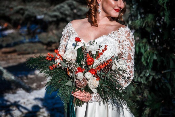 Stunning Greener Popping Red And White Floral Bouquet Winter Wedding Ideas For Bride