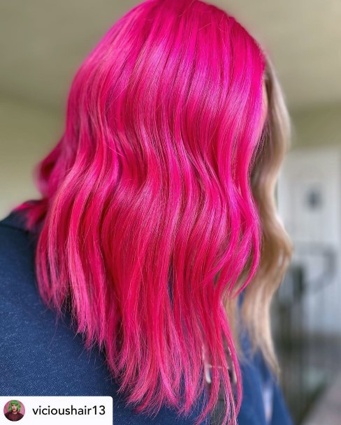 Stunning Hot Pink Hairstyles On Lady