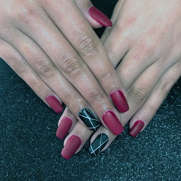 Stunning Maroon And Black Nail On Lady