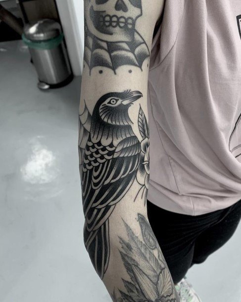 Stunning Raven Tattoo On Lady