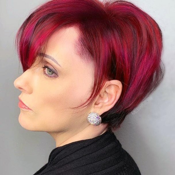 Stunning Red Hairstyles On Lady