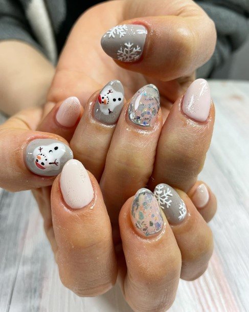 Stunning Snowman Nail On Lady