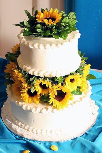 Stunning Sunflowers On Womens Wedding Cake