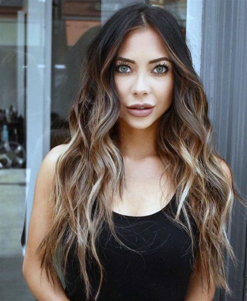 Stunning Textured Dark Rooted Shiny Blonde Ombre Womens Hairstyle