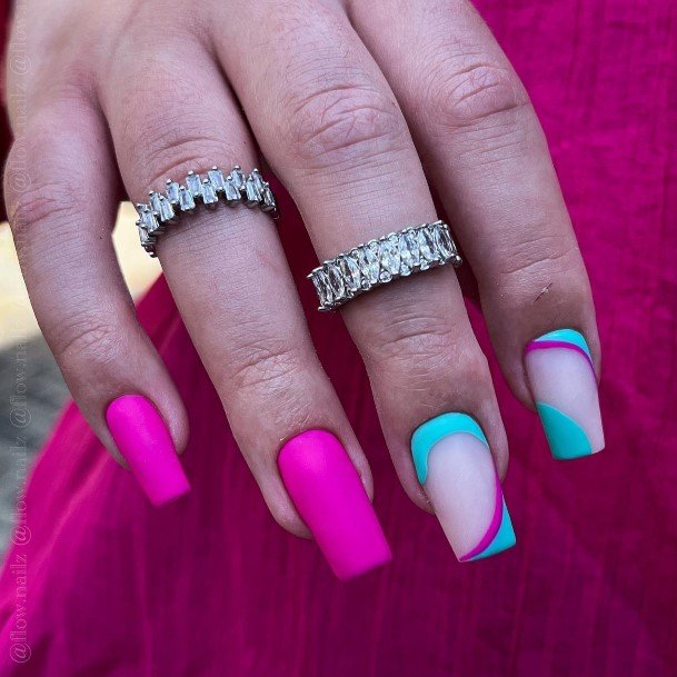 Stunning Turquoise Ombre Nail On Lady