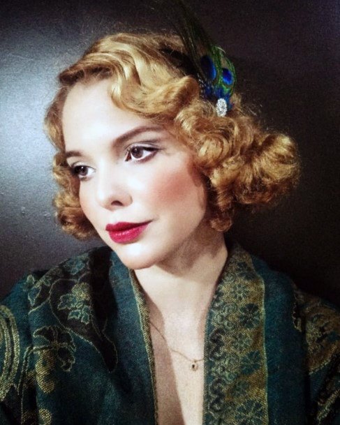 Stunning Vintage Dirty Blonde Finger Waves And Curls Hairstyles For Women