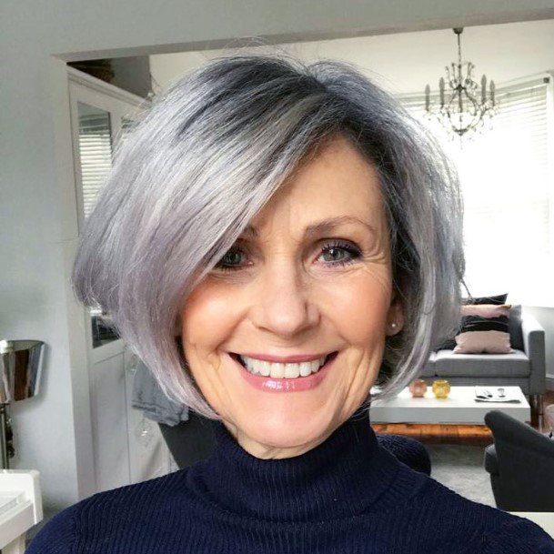 Stunning Voluminous Short Bob Hairstyles For Older Women