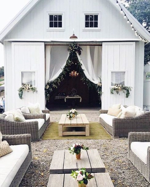Stunning White Barn Wedding Ideas