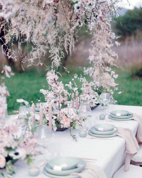 Stunning White Elegant Hanging Plant Redding Reception Table Decoration Outdoor Ideas