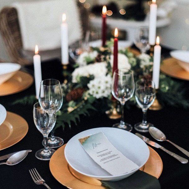 Stunning Winter Table Wedding Reception Decoration Ideas