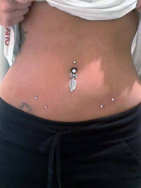 Stylish And Sexy Double Hip Scoop And Lovely Belly Button Piercing Ideas For Women