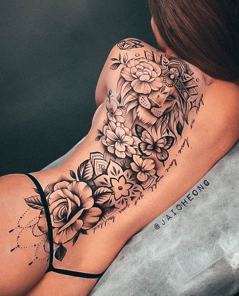 Stylish Womens Amazing Tattoo