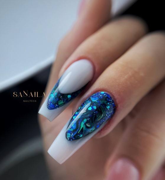 Stylish Womens Blue Glitter Nail