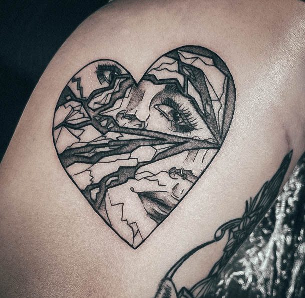 Stylish Womens Broken Heart Tattoo