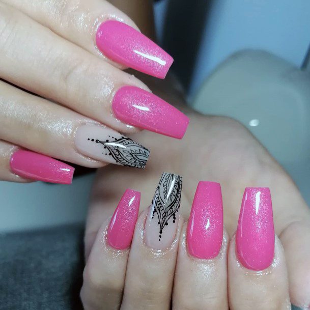 Stylish Womens Henna Nail