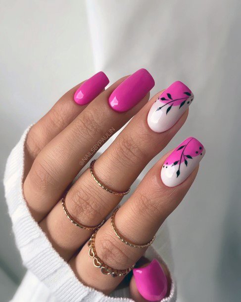 Stylish Womens Magenta Nail