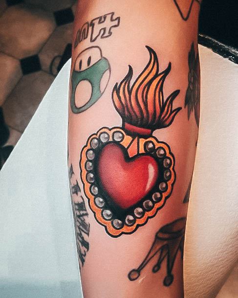 Stylish Womens Sacred Heart Tattoo