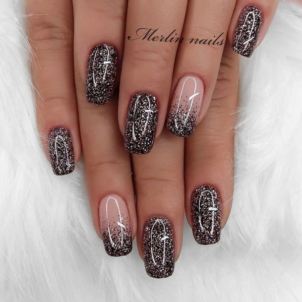 Stylish Womens Silver Nail