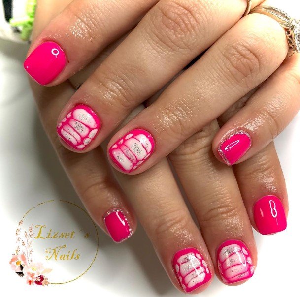 Stylish Womens Snake Nail