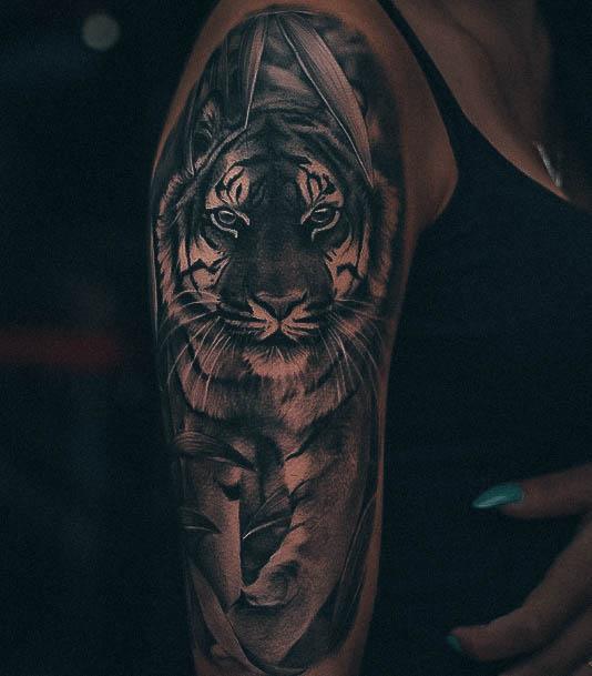 Stylish Womens Tiger Tattoo