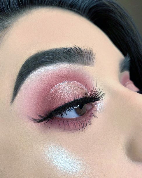 Subduded Pink Womens Eyeshadow Ideas