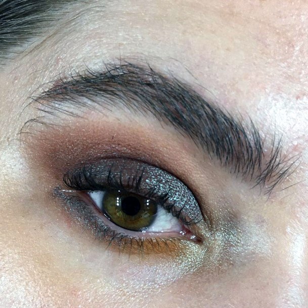 Sumptuous Dark Brown Eyeshadow Women