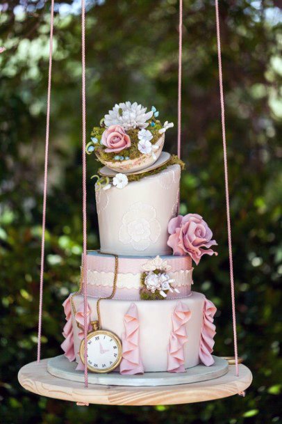 Swinging Wooden Womens Wedding Cake Stand