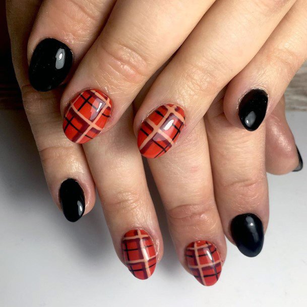 Tartan Checkered Nails For Women