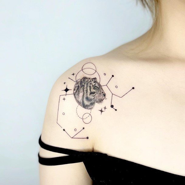 Tattoo Ideas Womens Sagittarius Design