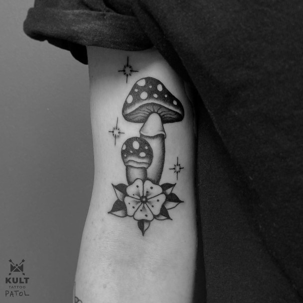 Tattoo Ideas Womens Small Mushroom Design