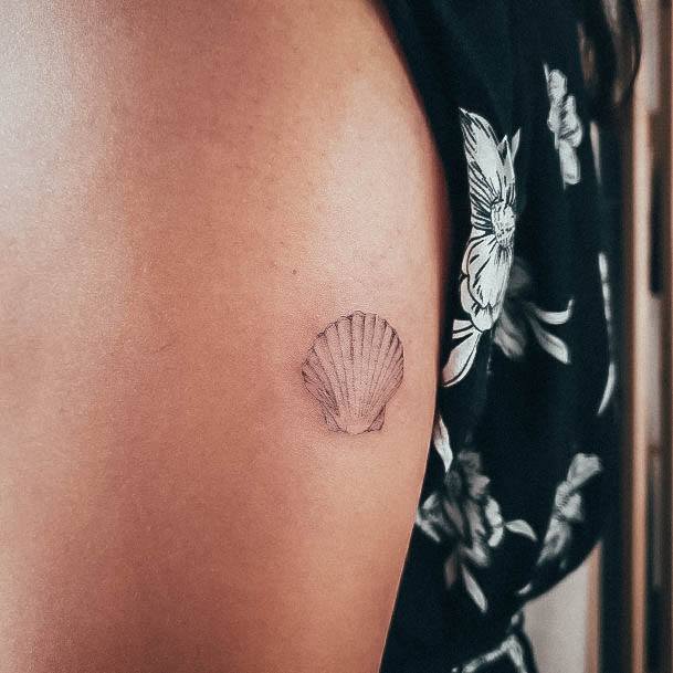 Terrific Design Ideas For Womens Clam Tattoo