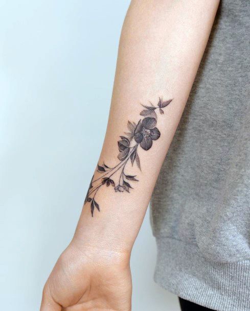 Terrific Design Ideas For Womens First Time Tattoo