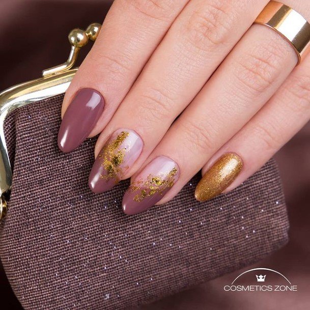 Terrific Design Ideas For Womens Gold Nail