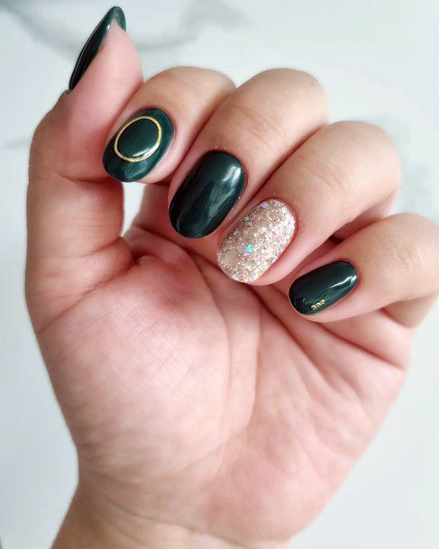 Terrific Design Ideas For Womens Hunter Green Nail