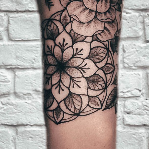 Terrific Design Ideas For Womens Mandala Tattoo Leg