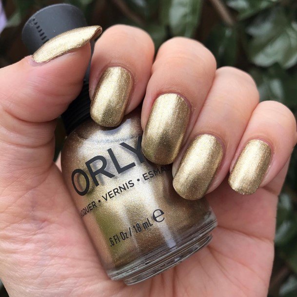 Terrific Design Ideas For Womens Metallic Gold Nail