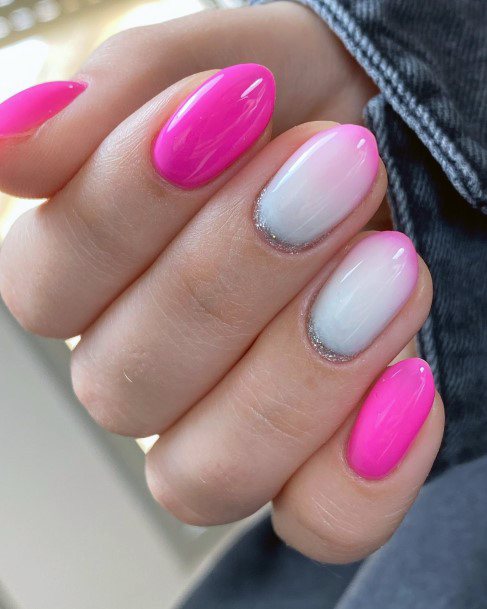 Terrific Design Ideas For Womens Pink Ombre With Glitter Nail