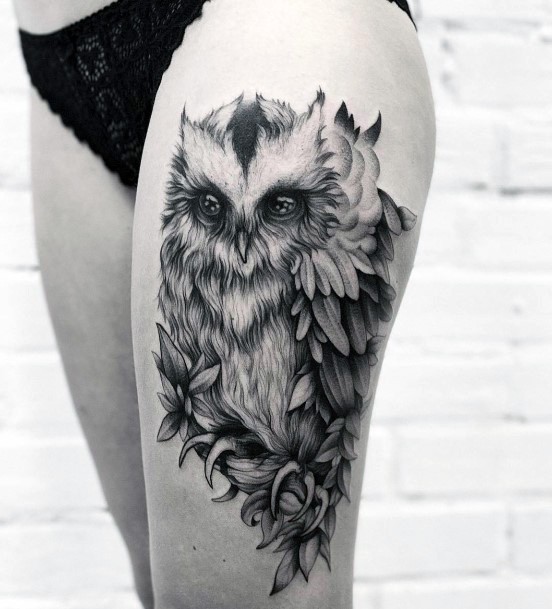 Thick Feathered Owl Tattoo Womens Thighs