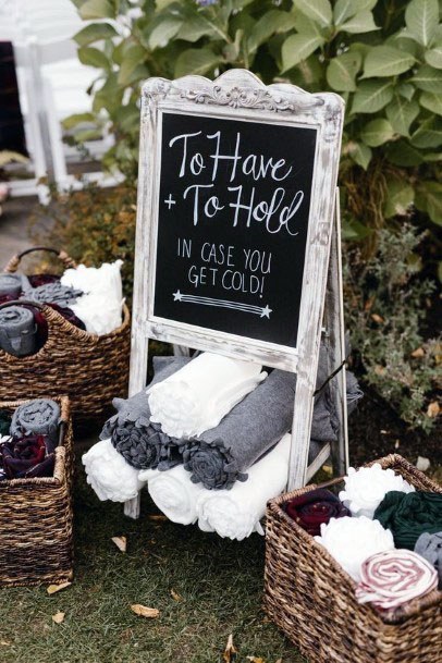 Thoughtful Outdoor Wedding Blanket Guest Gift Ideas