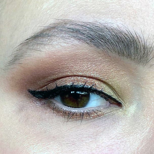 Totally Copper Tinted Eyeshadow Women