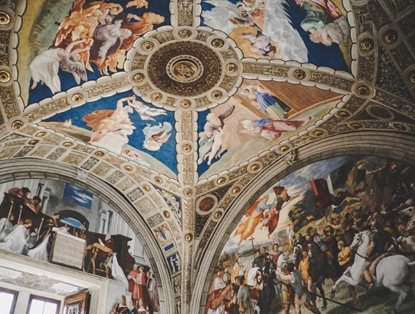 Travel Vatican Italy