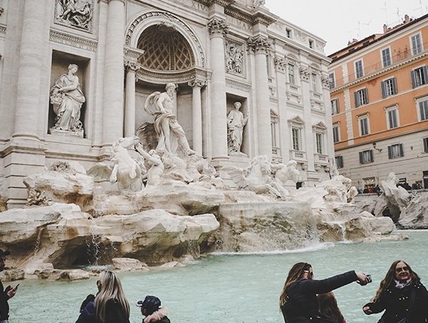 Traveling To Rome Trevi Fountain
