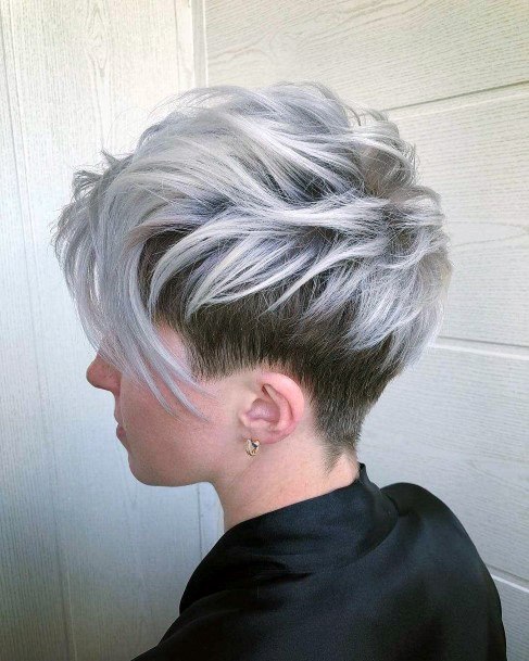 Trendy Blonde Short Haircuts For Women With Fine Hair