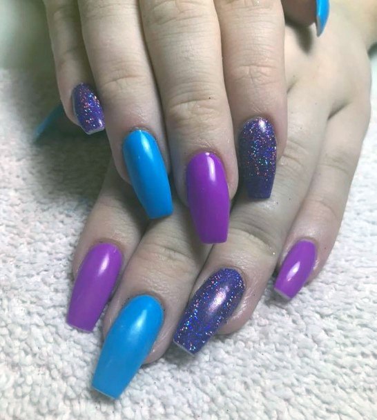 Trendy Blue And Purple Glittery Nail Design For Women