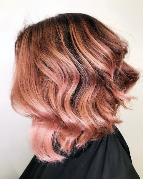 Trendy Bobbed Haircut Ideas Young Ladies Shiny Copper Shoulder Length