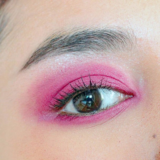 Trendy Pink Eyeshadow Ideas Women